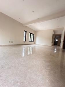Hall Image of 2500 Sq.ft 4 BHK Apartment / Flat for sale in Thiruvanmiyur Chennai for Rs. 55000000
