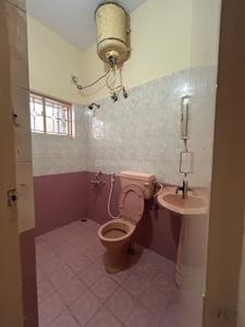Bathroom Image of 1000 Sq.ft 2 BHK Builder Floor for rent in New Tippasandra Bengaluru for Rs. 25000