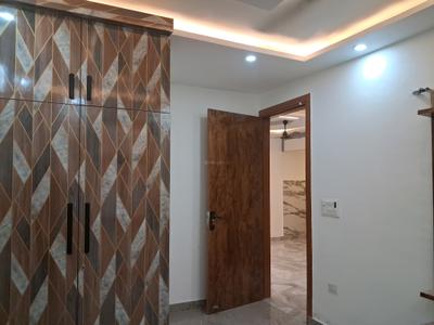 Bedroom Image of 600 Sq.ft 2 BHK Builder Floor for sale in Dwarka Mor New Delhi for Rs. 4600000