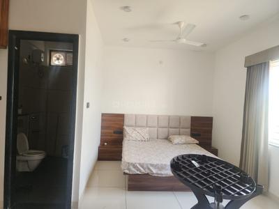 Bedroom Image of 2400 Sq.ft 3 BHK Independent House for rent in Om Lal Ji Veda Homes, Sanwer Road Industrial Area Indore for Rs. 60000