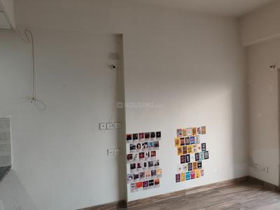 Bedroom Image of 435 Sq.ft 1 BHK Studio for rent in Paramount Golfforeste Oak &amp; Pine, Surajpur Greater Noida for Rs. 11000