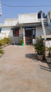 Bathroom Image of 600 Sq.ft 1 RK Builder Floor for rent in Nabha Zirakpur for Rs. 14000