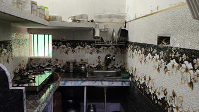 Kitchen Image of 700 Sq.ft 2 BHK Independent House for rent in Mandoli New Delhi for Rs. 10000