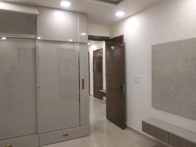 Bedroom Image of 1440 Sq.ft 3 BHK Builder Floor for sale in Mukherjee Nagar New Delhi for Rs. 21500000