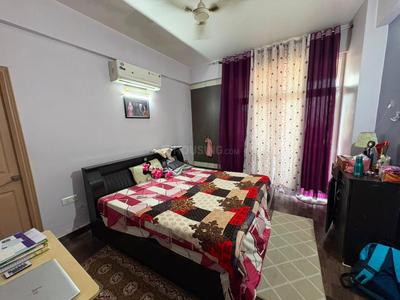 Bedroom Image of 1700 Sq.ft 3 BHK Apartment / Flat for sale in Paramount Symphony, Crossings Republik Ghaziabad for Rs. 13000000