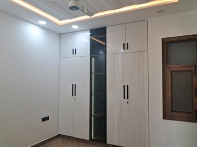 Bedroom Image of 1400 Sq.ft 4 BHK Builder Floor for sale in Sector 24 Rohini New Delhi for Rs. 22500000