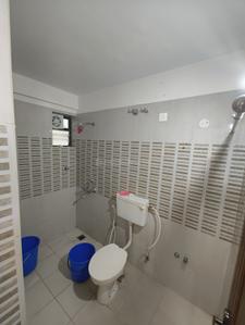 Bathroom Image of 1150 Sq.ft 2 BHK Apartment / Flat for sale in Sowparnika Shirdi Towers Phase I, Mannanthala Thiruvananthapuram for Rs. 5500000