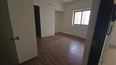 Bedroom Image of 1350 Sq.ft 3 BHK Apartment / Flat for sale in Lodha Splendora, Kasarvadavali Thane for Rs. 12450000