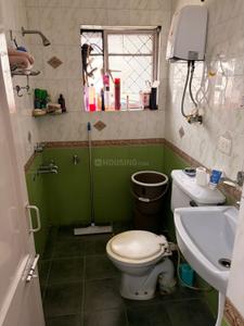 Bathroom Image of 1400 Sq.ft 3 BHK Builder Floor for rent in Sector 47 Chandigarh for Rs. 36000