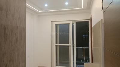 Bedroom Image of 900 Sq.ft 2 BHK Builder Floor for rent in Janakpuri New Delhi for Rs. 39500