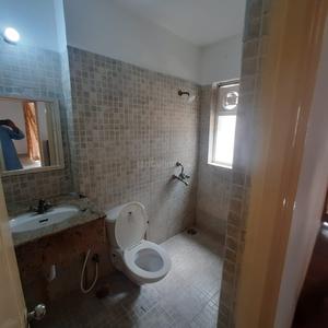 Bathroom Image of 1012 Sq.ft 3 BHK Apartment / Flat for sale in Paras Tierea, Sector 137 Noida for Rs. 11000000