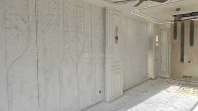 Living Room Image of 1800 Sq.ft 3 BHK Builder Floor for sale in Chittaranjan Park New Delhi for Rs. 63000000