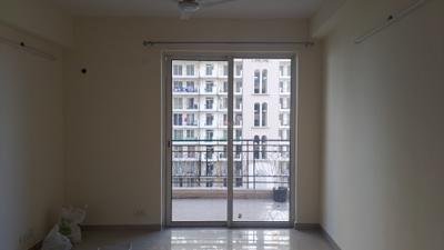 Living Room Image of 1845 Sq.ft 3 BHK Apartment / Flat for sale in DLF Express Greens, Manesar Gurgaon for Rs. 14000000