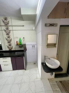 Kitchen Image of 850 Sq.ft 2 BHK Apartment / Flat for sale in Malad West Mumbai for Rs. 16000000