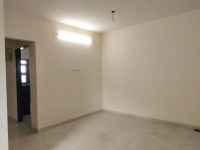 Living Room Image of 800 Sq.ft 2 BHK Apartment / Flat for rent in Rajendra Dolphin Tower, Malad West Mumbai for Rs. 48000