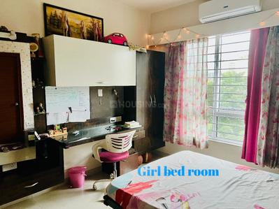 Bedroom Image of 1100 Sq.ft 2 BHK Apartment / Flat for sale in Amanora Aspire Towers, Hadapsar Pune for Rs. 15000000