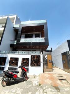 Image of 2139 Sq.ft 3 BHK Independent House for rent in UCHDPL Sector 2 Plots, Wave City, Ghaziabad for Rs. 50000