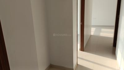 Passage Image of 1150 Sq.ft 3 BHK Apartment / Flat for sale in Kalpataru Immensa B, Thane West Thane for Rs. 23000000
