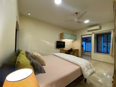 Bedroom Image of 1850 Sq.ft 4 BHK Apartment / Flat for rent in Kamala Hill Roof, Pali Hill Mumbai for Rs. 450000
