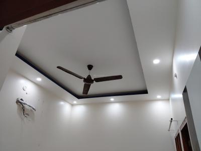 Bedroom Image of 1600 Sq.ft 3 BHK Builder Floor for rent in Roberts Lines Lucknow for Rs. 22000