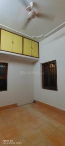 Bedroom Image of 2000 Sq.ft 6 BHK Independent House for rent in Bhelupur Varanasi for Rs. 50000