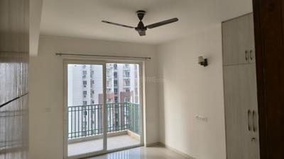 Bedroom Image of 2275 Sq.ft 3 BHK Apartment / Flat for rent in Sunworld Arista, Sector 168 Noida for Rs. 48000