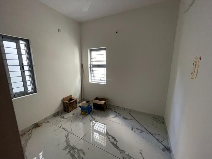 Saravana Bedroom 1