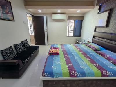 Bedroom Image of 2250 Sq.ft 4 BHK Independent House for sale in Bodakdev Ahmedabad for Rs. 30000000