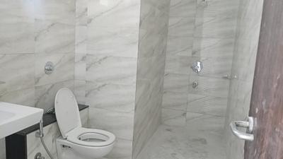 Bathroom Image of 1286 Sq.ft 2 BHK Apartment / Flat for sale in Raheja Residency, Purena Raipur for Rs. 5000000