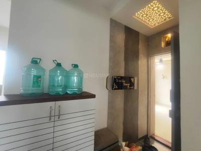 Kitchen Image of 800 Sq.ft 2 BHK Apartment / Flat for rent in Kohinoor Sapphire II, Tathawade Pune for Rs. 30000