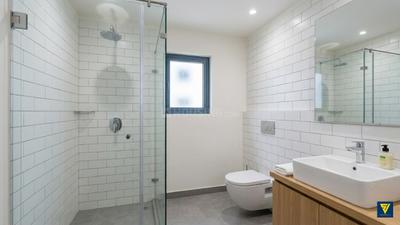 Bathroom Image of 1100 Sq.ft 3 BHK Apartment / Flat for sale in Godrej Prakriti, Sodepur Kolkata for Rs. 7500000