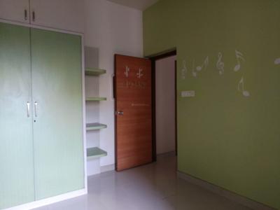 Bedroom Image of 1000 Sq.ft 2 BHK Apartment / Flat for rent in Amanora Aspire Towers, Hadapsar Pune for Rs. 40000