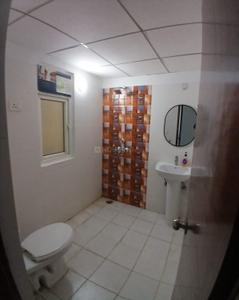 Bathroom Image of 1555 Sq.ft 3 BHK Apartment / Flat for sale in Paramount Golfforeste Premium Apartments, Surajpur Greater Noida for Rs. 10000000