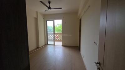 Bedroom Image of 2350 Sq.ft 4 BHK Apartment / Flat for sale in DLF Express Greens, Manesar Gurgaon for Rs. 17800000
