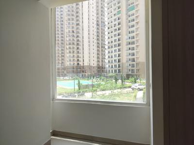 Balcony Image of 1350 Sq.ft 3 BHK Apartment / Flat for sale in Amrapali Heartbeat City, Sector 107 Noida for Rs. 13500000