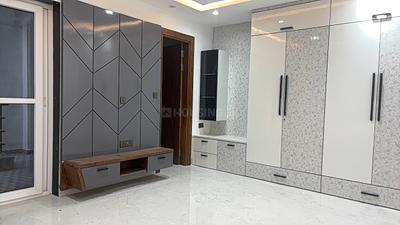 Bedroom Image of 2250 Sq.ft 4 BHK Builder Floor for sale in Sector 16A Faridabad for Rs. 31000000