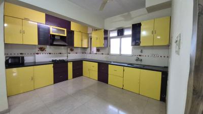Kitchen Image of 1760 Sq.ft 3 BHK Apartment / Flat for sale in Hiranandani Meadows, Thane West Thane for Rs. 39000000