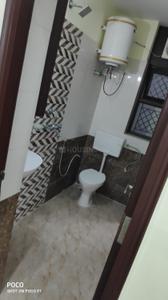 Bathroom Image of 1133 Sq.ft 1 BHK Builder Floor for rent in Sector 40 Gurgaon for Rs. 25000