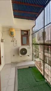 Balcony Image of 1800 Sq.ft 3 BHK Builder Floor for sale in Rajouri Garden New Delhi for Rs. 32100000