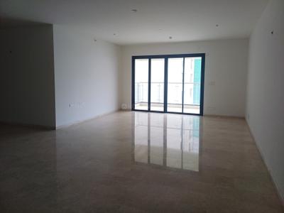 Living Room Image of 3706 Sq.ft 4 BHK Apartment / Flat for sale in Marina One Phase 1, Marine Drive Kochi for Rs. 52000000