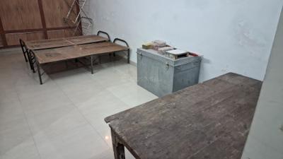Bedroom Image of 700 Sq.ft 1.5 BHK Independent House for rent in Swarna Jayanti Nagar Aligarh for Rs. 7500