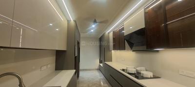 Kitchen Image of 3200 Sq.ft 4 BHK Builder Floor for sale in Greenwood Signatute Suites, Sector 46 Gurgaon for Rs. 62500000