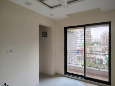 Living Room Image of 1055 Sq.ft 2 BHK Apartment / Flat for rent in Kalpataru Immensa A, Thane West Thane for Rs. 45000