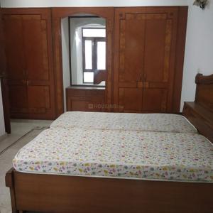 Bedroom Image of 5200 Sq.ft 6 BHK Independent House for sale in New Friends Colony New Delhi for Rs. 152500000