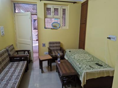 Bedroom Image of 550 Sq.ft 1 BHK Apartment / Flat for rent in Sector 14 Dwarka New Delhi for Rs. 26000
