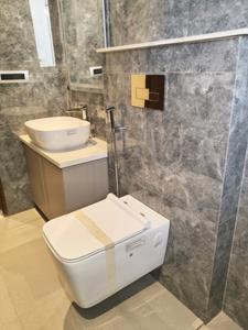 Common Bathroom Image of 1800 Sq.ft 3 BHK Builder Floor for rent in Sector 57 Gurgaon for Rs. 60000