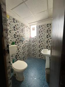Bathroom Image of 950 Sq.ft 2.5 BHK Apartment / Flat for sale in Nirala Estate, Noida Extension Greater Noida for Rs. 9000000