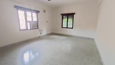Bedroom Image of 2400 Sq.ft 3 BHK Apartment / Flat for rent in Teynampet Chennai for Rs. 90000