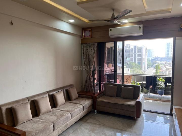 Shafalya Vertis Main Image 1