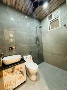 Bathroom Image of 2100 Sq.ft 4 BHK Builder Floor for sale in GMS Road Dehradun for Rs. 14500000
